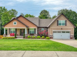 2154 Savage Creek Dr, Springfield, TN 37172