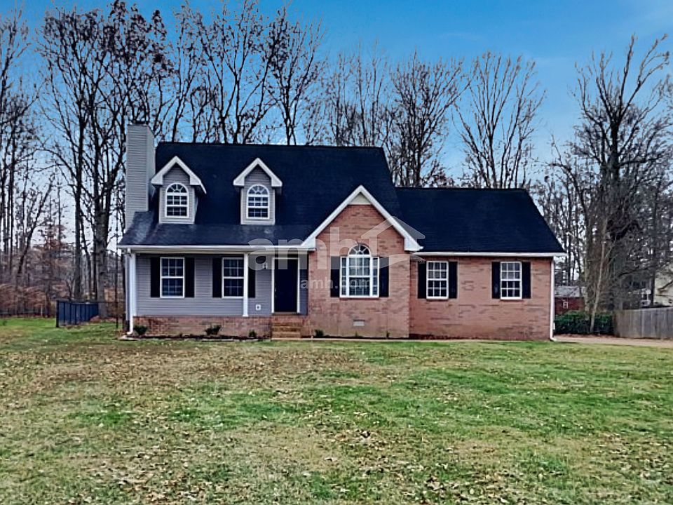 1st image of 114 Louise Dr