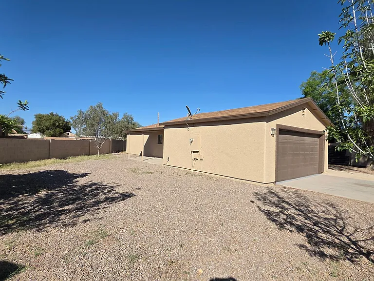 4167 E Market St — Photo 2