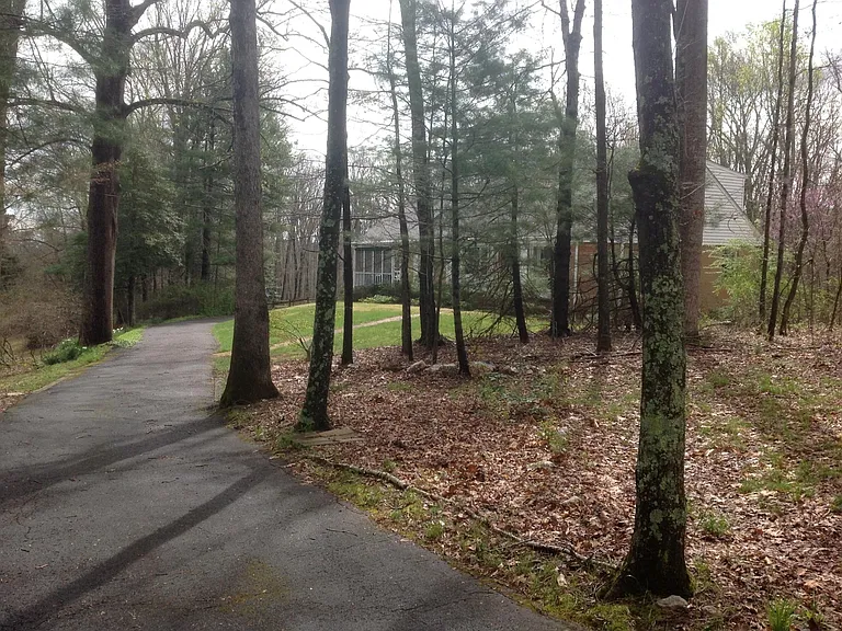 View down drive