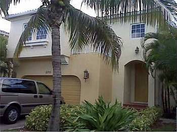 1st image of 21152 NE 31st Pl