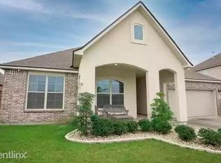 332 Lakeshore Vlg E, Slidell, LA 70461