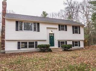 96 Long Hill Rd, Brookfield, MA 01506