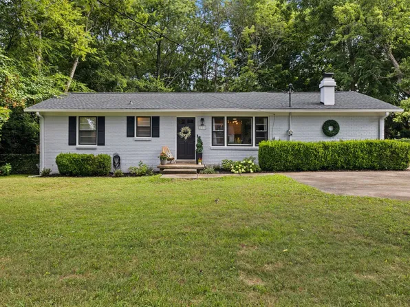 222 Maple Dr, Franklin, TN 37064