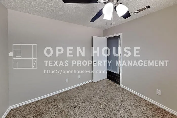 833 Harvest Glen Dr — Photo 16