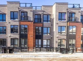 245 McLevin Ave #15, Toronto, ON M1B 5K1