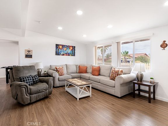 4th image of 71621 Juanita Dr