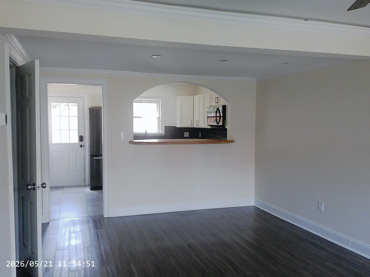 2 bed, 1.5 bath, 900 sqft, $1,450 — Photo 3