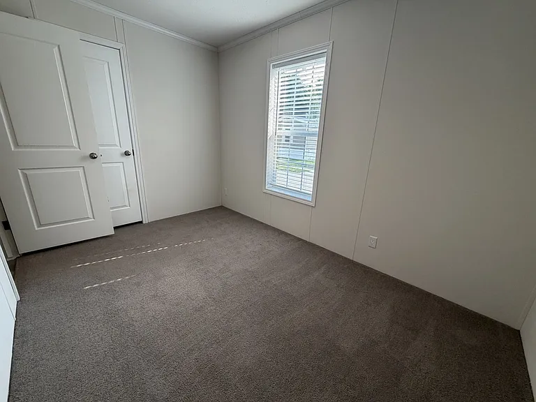38000 Le Chateau Blvd #455 — Photo 21