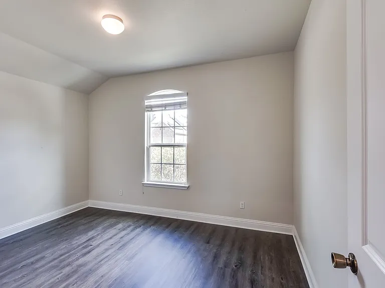 820 Vintage Way — Photo 25