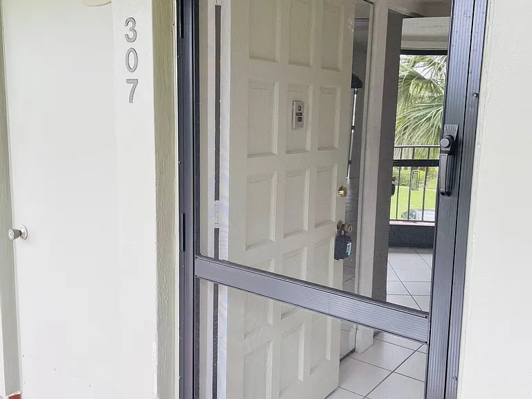 4080 Tivoli Ct #307 — Photo 5