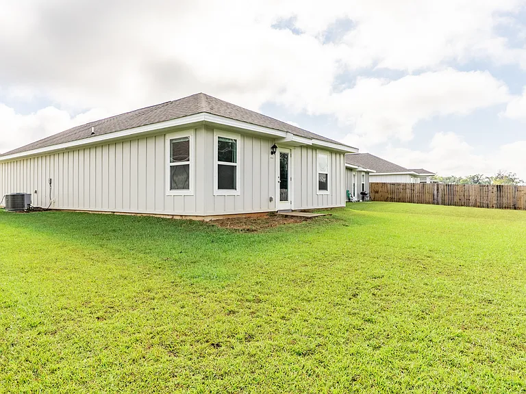 1133 Sweet Laurel St — Photo 23