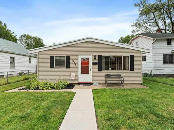 1418 N Meade St, South Bend, IN 46628