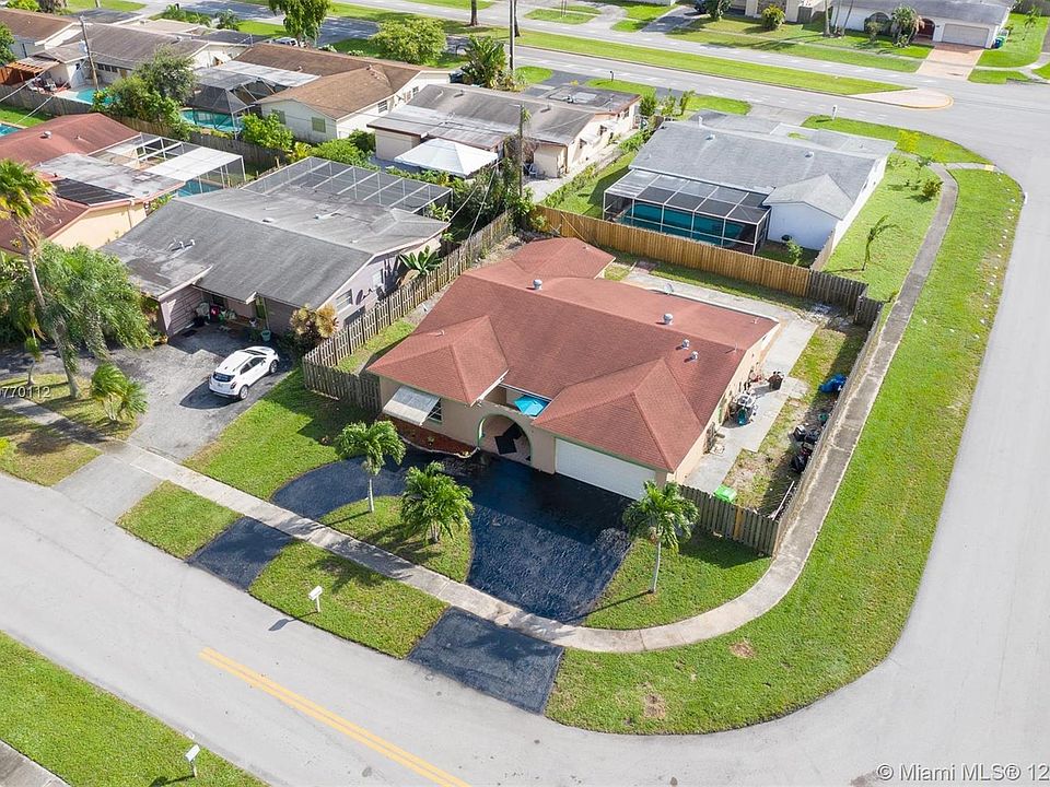 1st image of 9370 NW 24th St