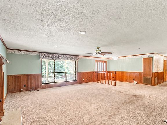 3rd image of 6011 Lakeridge Ave