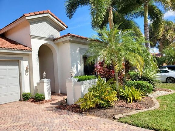 3rd image of 9619 Isles Cay Dr
