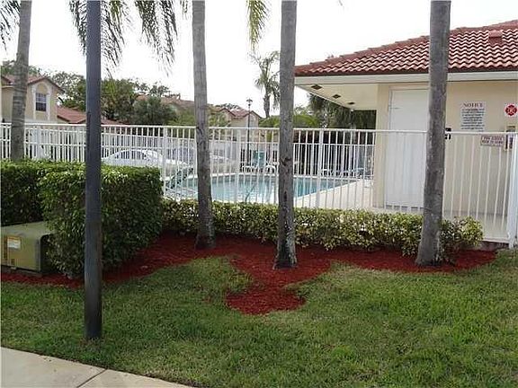 2nd image of 4797 NW 116th Terrace #4797