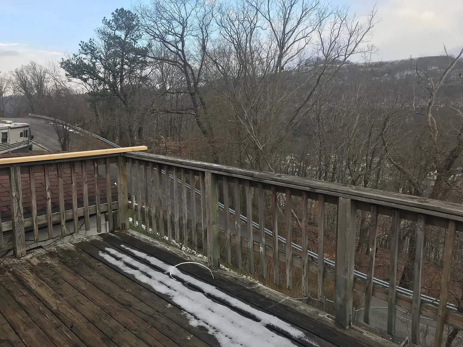 3 Bedroom House Fenced — Photo 4