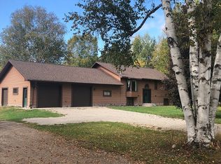 N7387 Miners Castle Rd, Munising, MI 49862