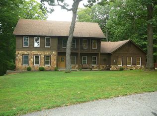 32 Greenview Dr, Defiance, MO