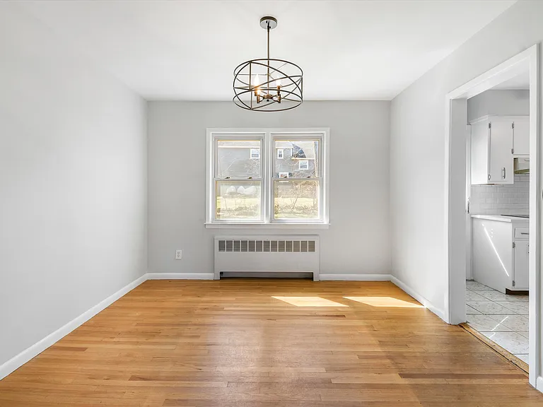 846 Hartsdale Rd — Photo 8