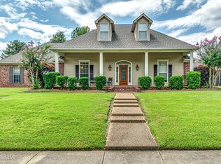 350 Edgewood Xing, Brandon, MS 39042