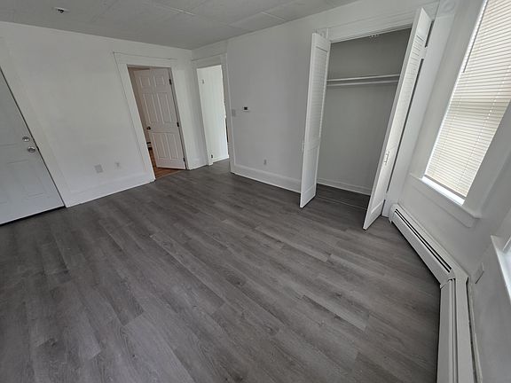 2nd image of 264 Bailey St Floor 2