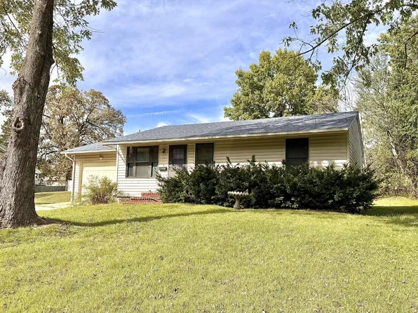 609 Grand Ave, Moberly, MO 65270