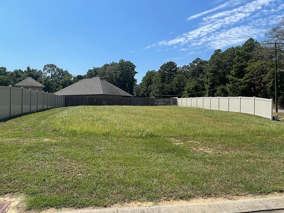 2nd image of 100 Old Outpost Rd