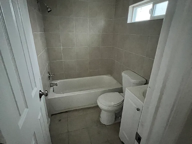 4231 Wightman St — Photo 7