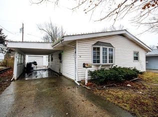 12 Higdon Dr, Decatur, IL 62521