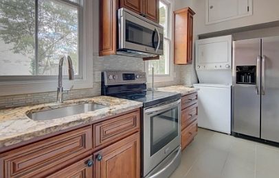 5th image of 208 T St NE APT 3