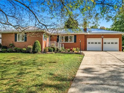 3275 Beechwood Dr, Hubbard, OH, 44425