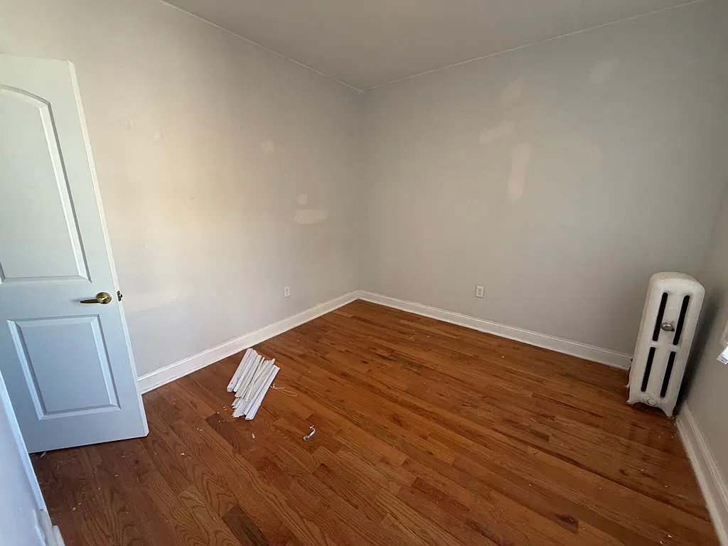 508 67th St — Photo 3