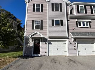 8 Sugar Maple Ln, Westford, MA 01886