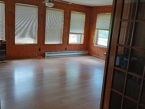4th image of 13532 Plaza Heights Ave