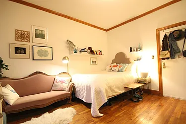 Rented by Dynamik Realty