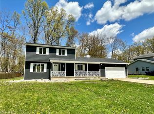 9051 Cain Dr NE, Warren, OH