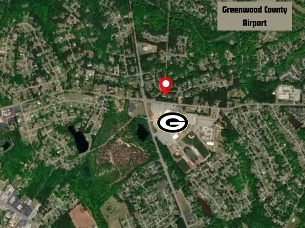 107 Amherst Dr, Greenwood, SC 29649