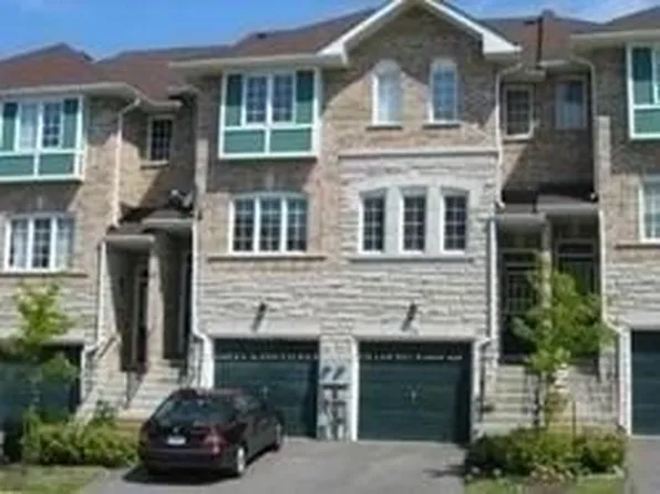 25 Shining Star Cres, Toronto, ON M6M 5L6