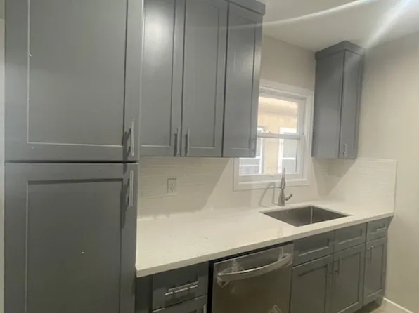 160 Quincy Ave APT B, Long Beach, CA 90803