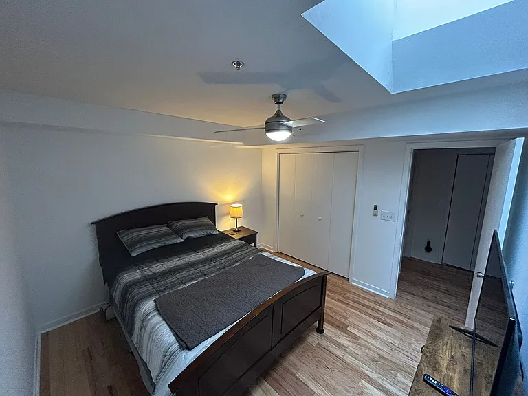 107 W Water St — Photo 6