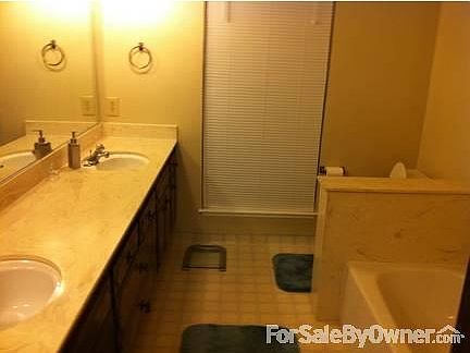 5th image of 443 N Sabre Dr