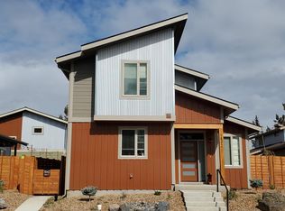 1842 NW Harriman St, Bend, OR 97703