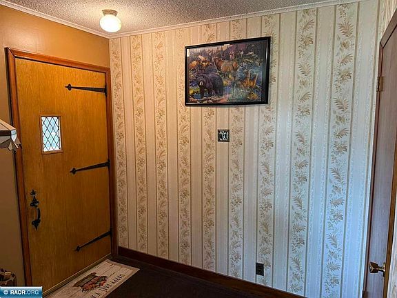 4th image of 3854 2nd Ave W