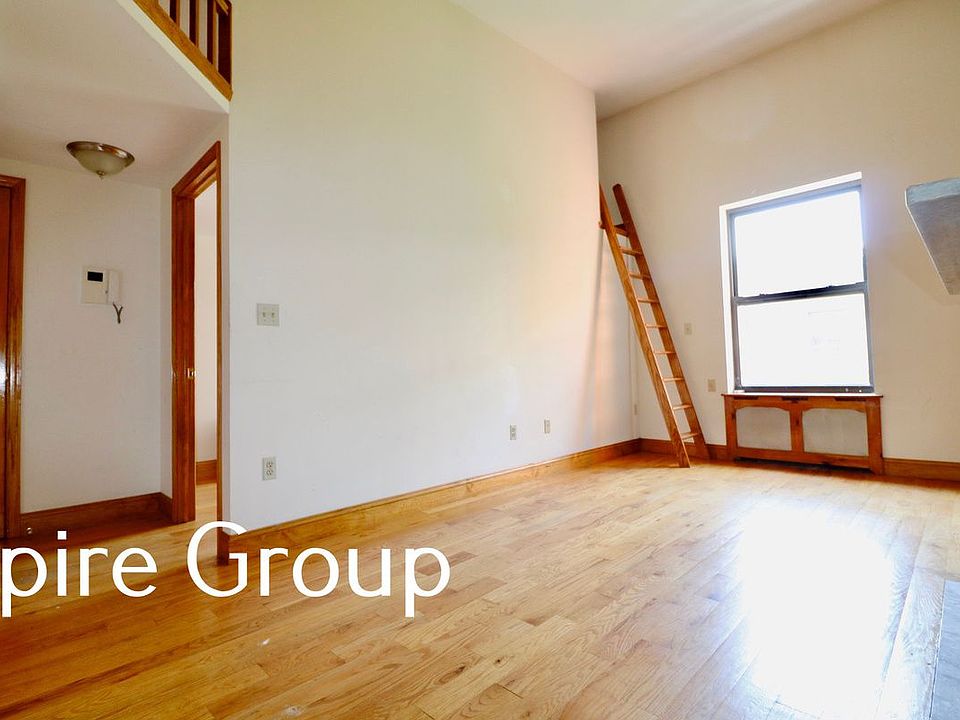 1st image of 103 W 73rd St Penthouse A