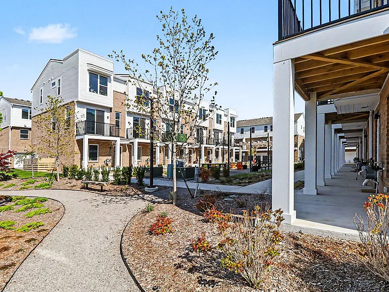 The Residences at Sakura Novi — Photo 45