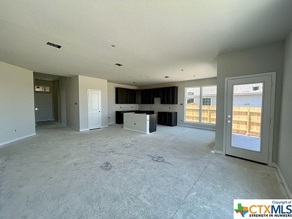4th image of 219 Great Hills Dr