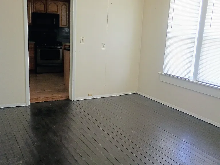 6925 Morava Ave — Photo 4