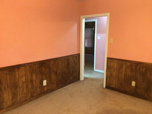 3rd image of 2616 Anita Dr